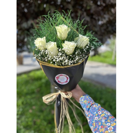 İthal 5 Beyaz Gül Buketi