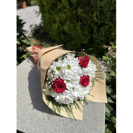 İthal 3 Gül ve Papatya Buket