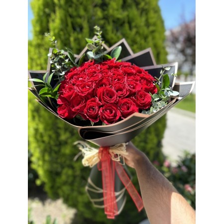 41 İthal Gül Buketi