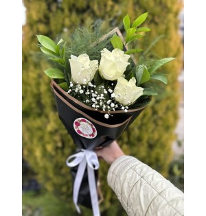 3 İthal Beyaz Gül
