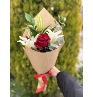 İthal Lilyum Gül Buketi