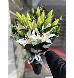 İthal Lilyum Buketi